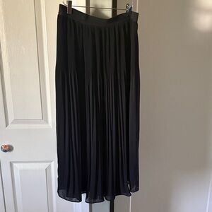 H&M Black Pleated Maxi Skirt